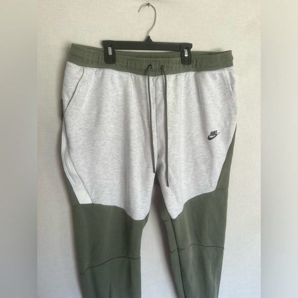 Men’s Nike tech fleece jogger sweats - Picture 4 of 7